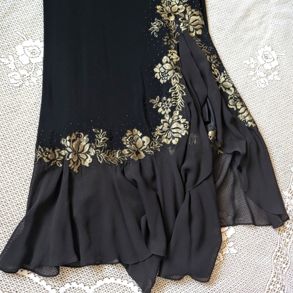 Pearce Fionda Designer Gold Black Cocktail Backless Bead Gown - Picture 2 of 8